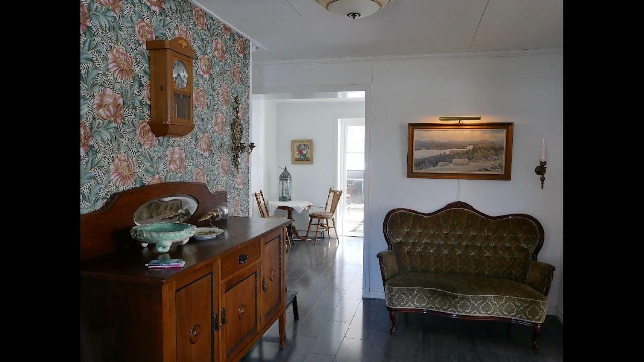 Villa Utanfoer Oernskoeldsvik, Hoega Kusten Kültér fotó